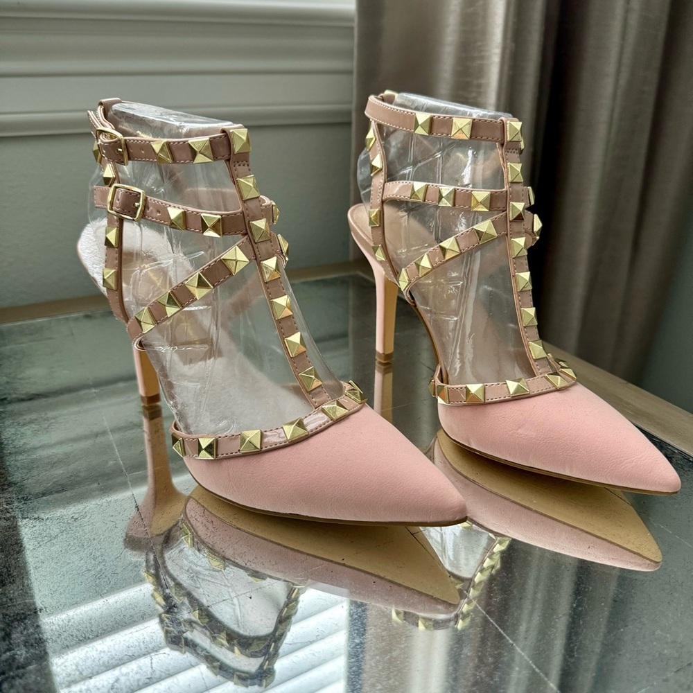 NWT Jessica Simpson Dameera Pump pink/nude with grained material Size 6.5/37